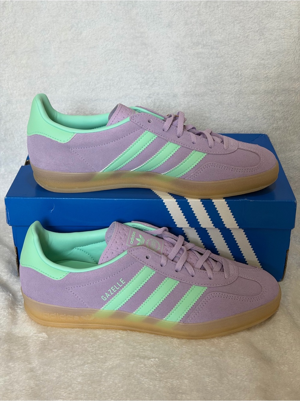 New Adidas Gazelle Women’s Sneakers in Lavender and Mint 9W